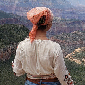 Meet your Posher, Cat